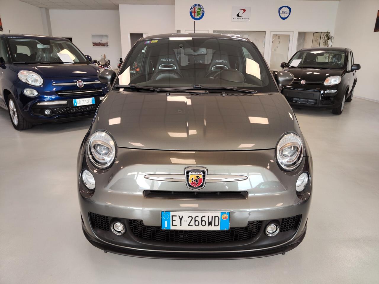 Abarth 500 1.4 Turbo T-Jet Custom 135cv