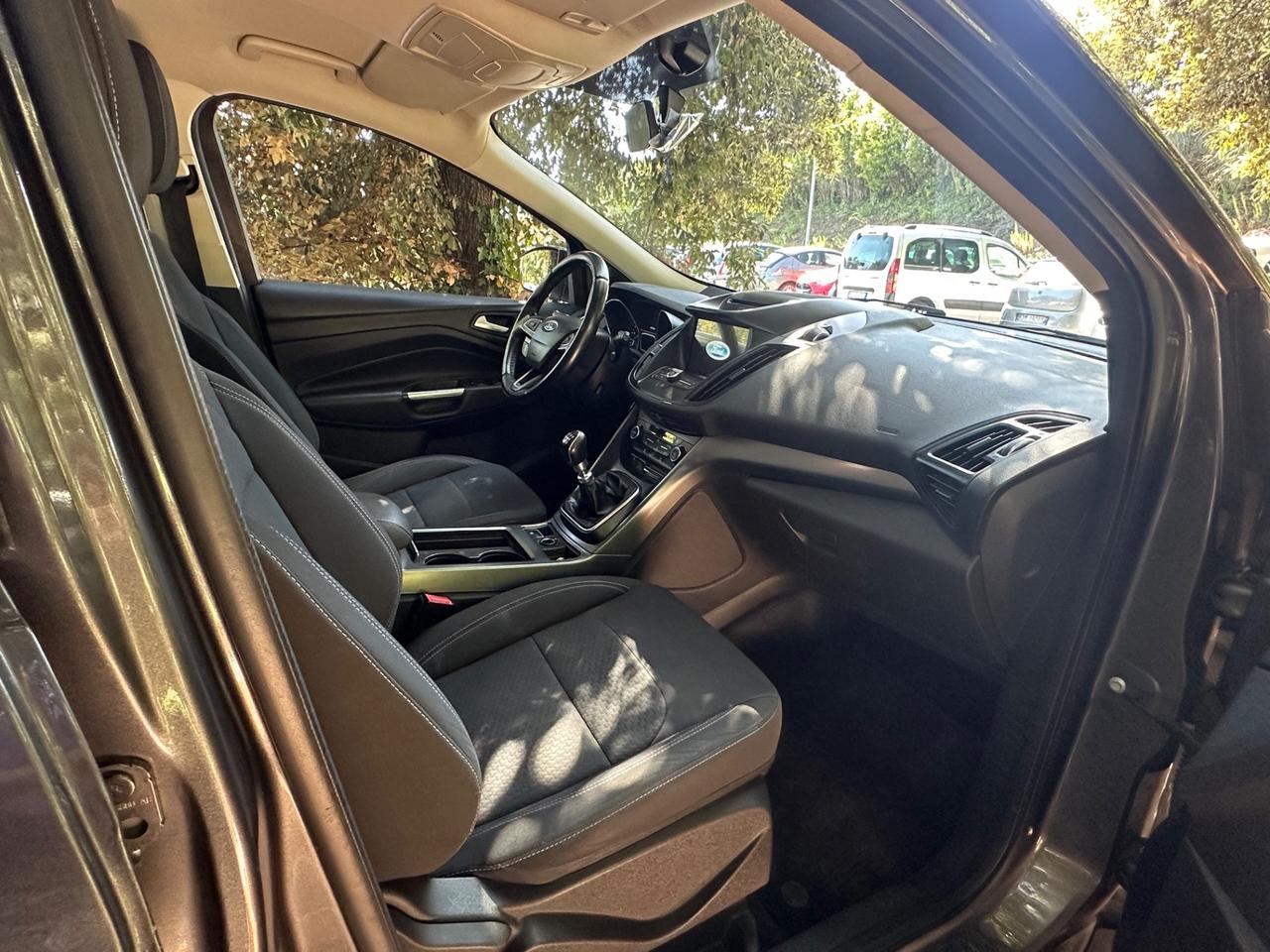 Ford Kuga 1.5 TDCI 120 CV S&S 2WD Titanium
