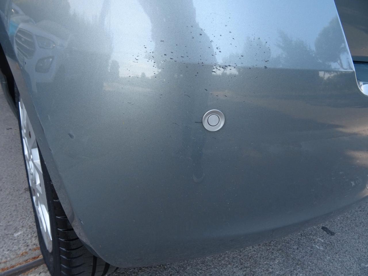 Toyota Yaris 1.3 3 porte OK NEOPATENTATI