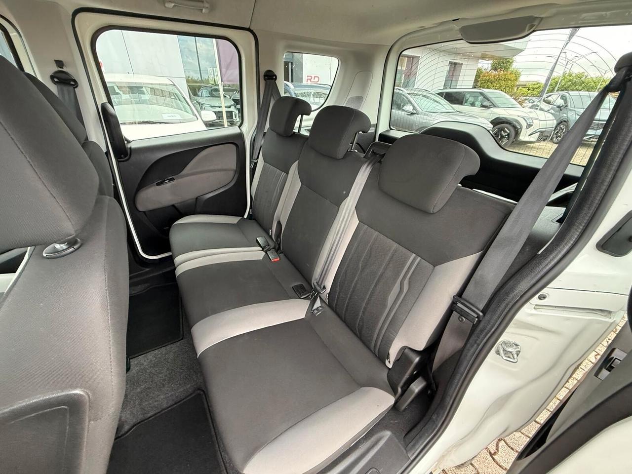 Fiat Doblo Fiat Doblò 1.6 MJt 95cv 5 posti - ok neopatentati -