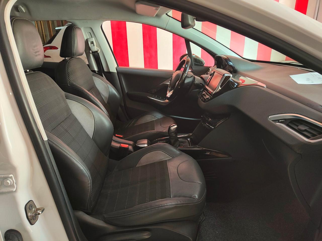 Peugeot 2008 BlueHDi 100 S&S Active