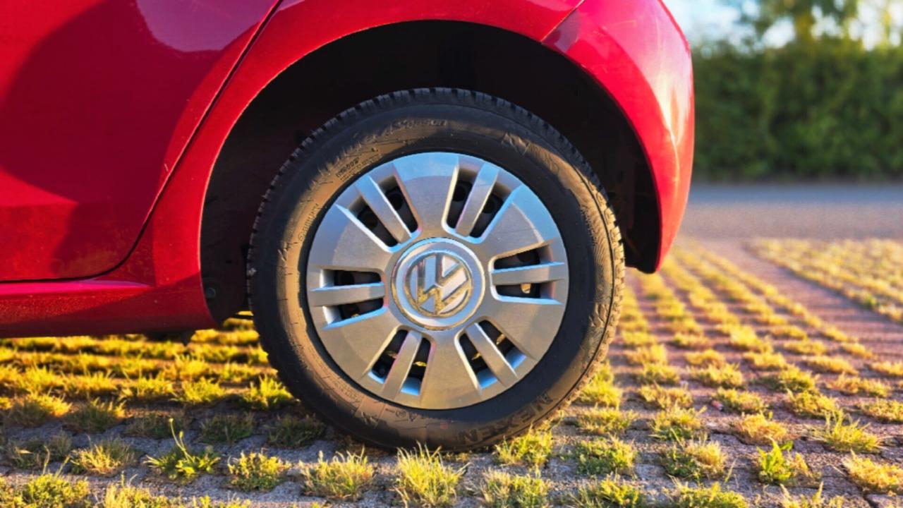 Volkswagen up! 1.0 anche NEOPATENTATI!!
