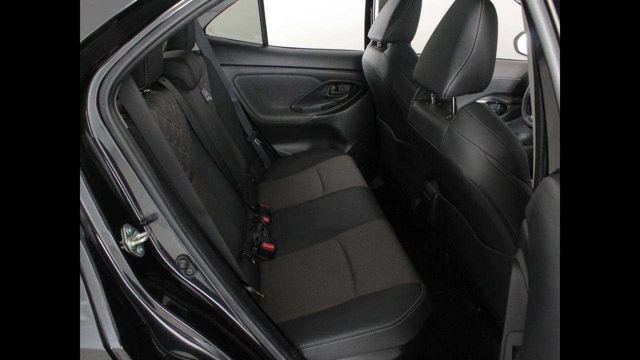 TOYOTA Yaris Cross - Yaris Cross 1.5h Lounge awd-i 116cv e-cvt