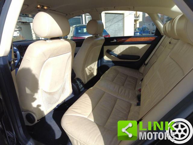 AUDI A6 2.5 V6 TDI/180 CV cat quattro