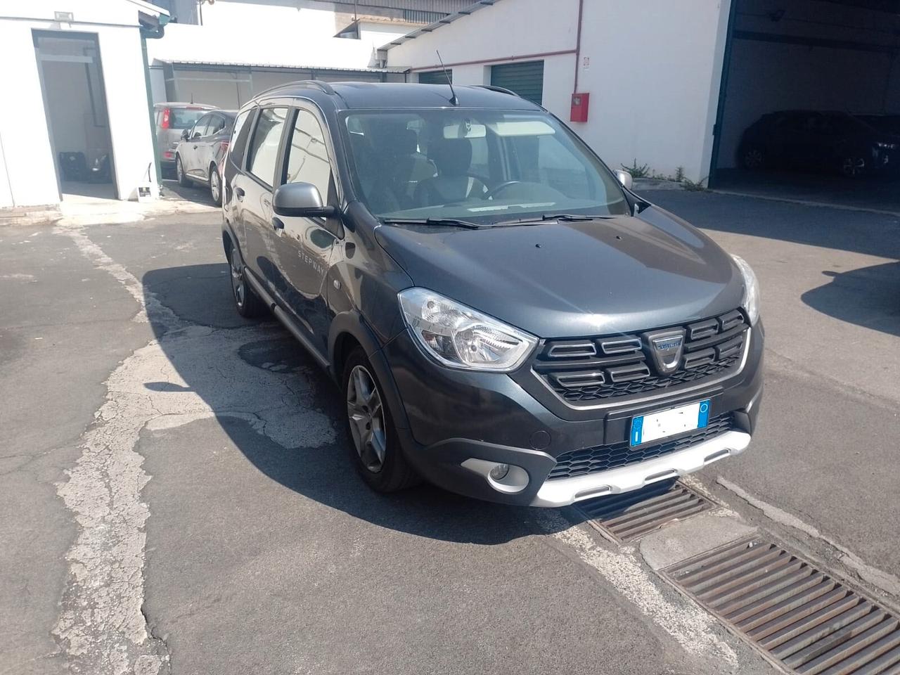 Dacia Lodgy Stepway 1.5 Blue dCi 8V 115CV 7 posti