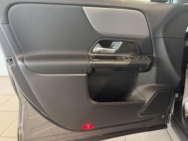 Mercedes-Benz GLA GLA 180 d Automatic Business Extra