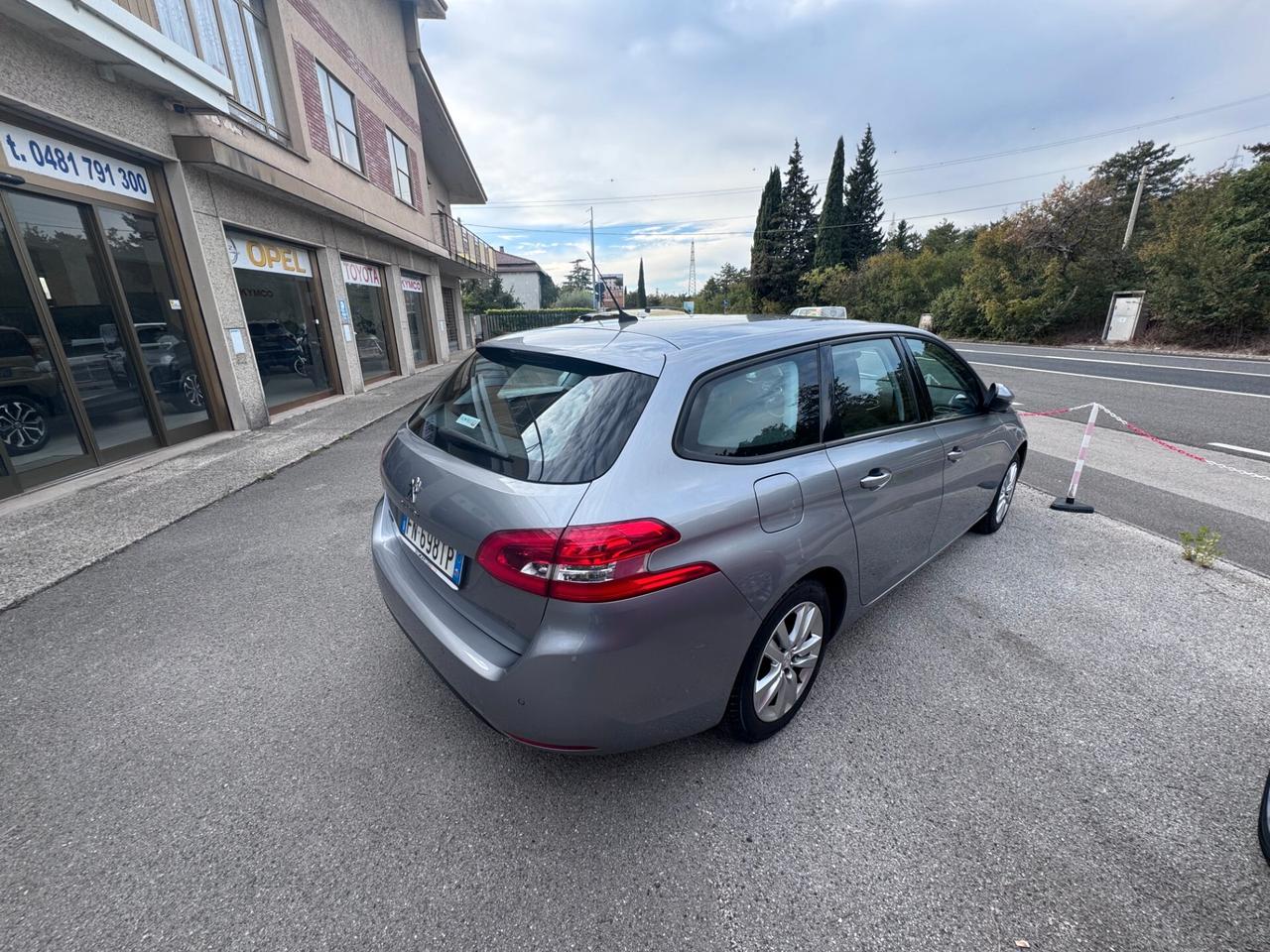 Peugeot 308 BlueHDi 130 S&S SW Business