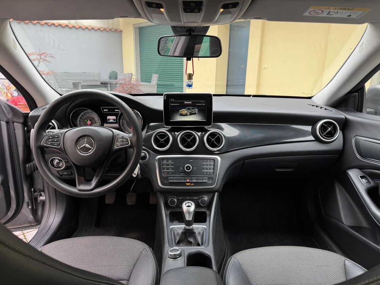 Mercedes-Benz CLA 180 Shotting Brake #9015