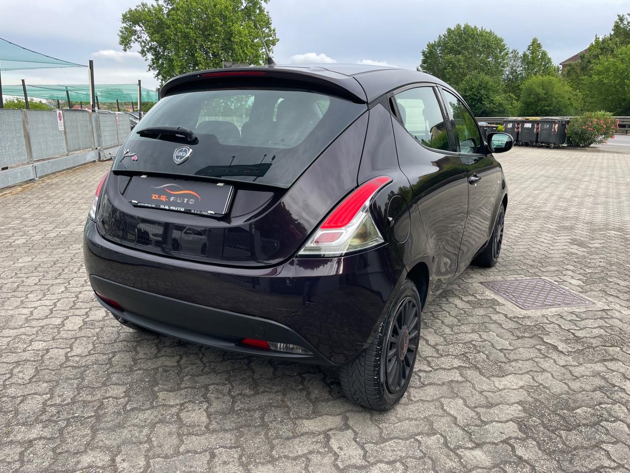 Lancia Ypsilon 1.2 69 CV 5 porte GPL Ecochic Elefantino