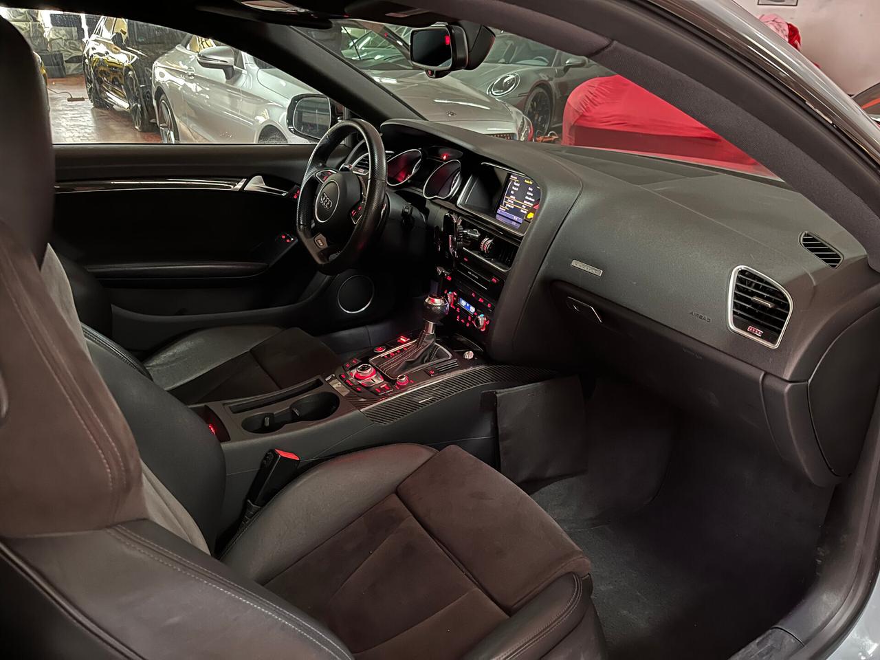 Audi RS5 v8 450cv quattro