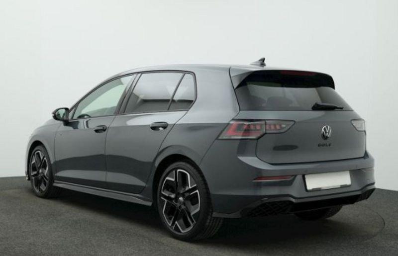 Volkswagen Golf 2.0 TDI 150 CV DSG SCR R-Line Nuovo Modello Black Style Matrix Led