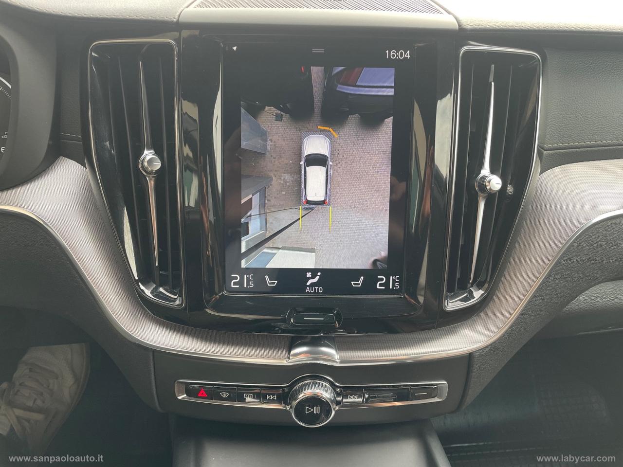 VOLVO XC60 B4