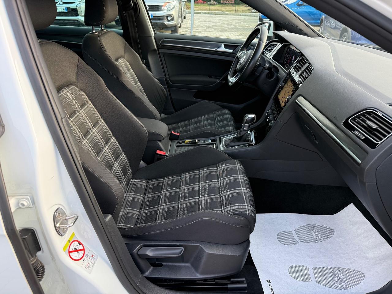 Volkswagen Golf GTD 2.0 TDI DSG 5p. VIRTUAL.NAVIGATORE