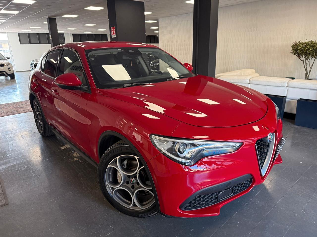 Alfa Romeo Stelvio 2.2 Turbodiesel 160 CV AT8 RWD Business