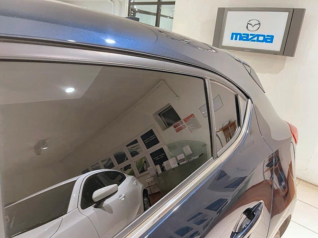 Mazda 3 EXCEED 1.5 Skyactiv-D Aut.