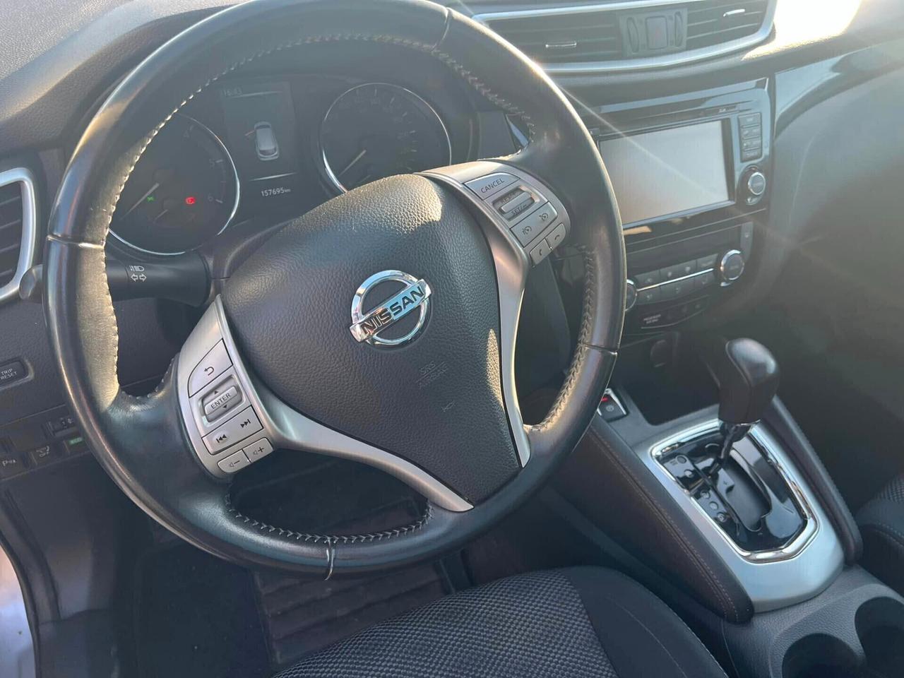 Nissan Qashqai 1.6 dCi Full 360 autom-2016
