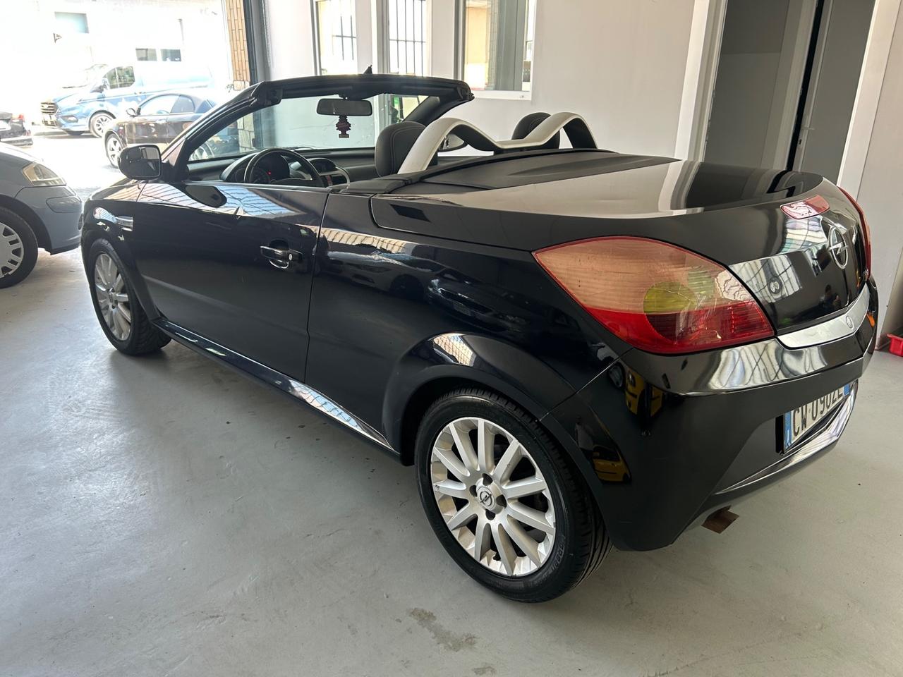 Opel Tigra TwinTop 1.4 16V Sport