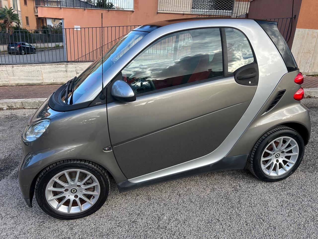 Smart ForTwo 1.0 benz km certificati