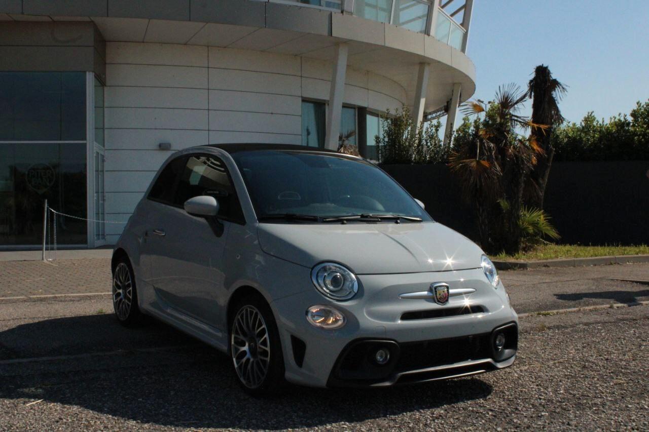 Abarth 595C 1.4 Turbo T-Jet 145 CV