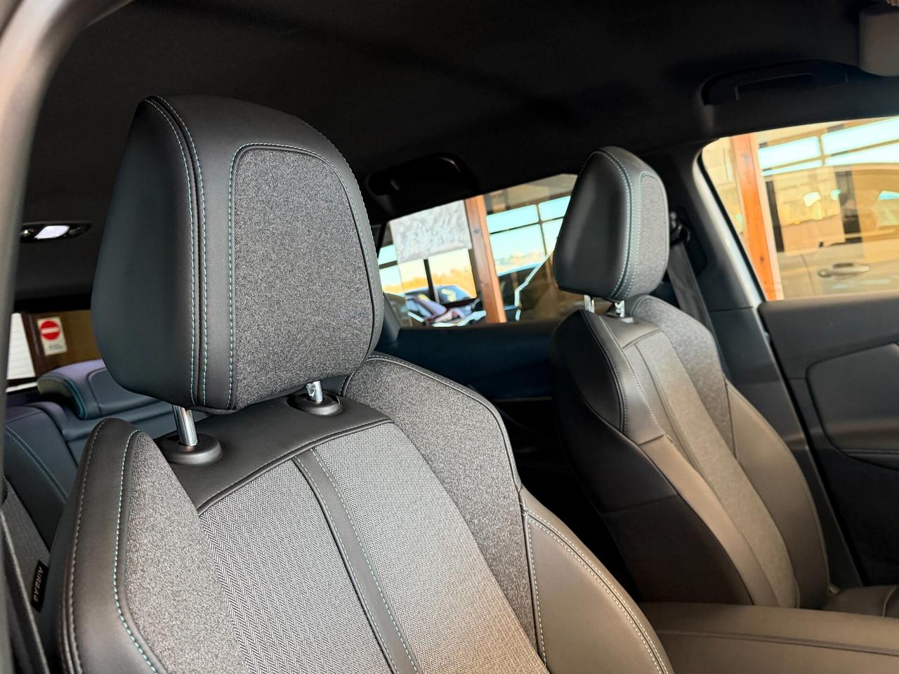 Peugeot 3008 1.5 BLUEHDI 130 cv. AT8 ALLURE PACK (Nav)