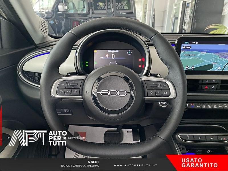 FIAT 600 600 1.2 hybrid La Prima 110cv auto