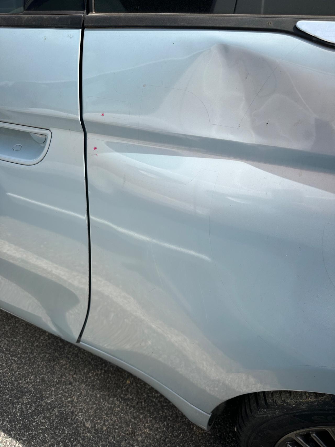 Fiat 500 500e 42 kWh SINISTRATA