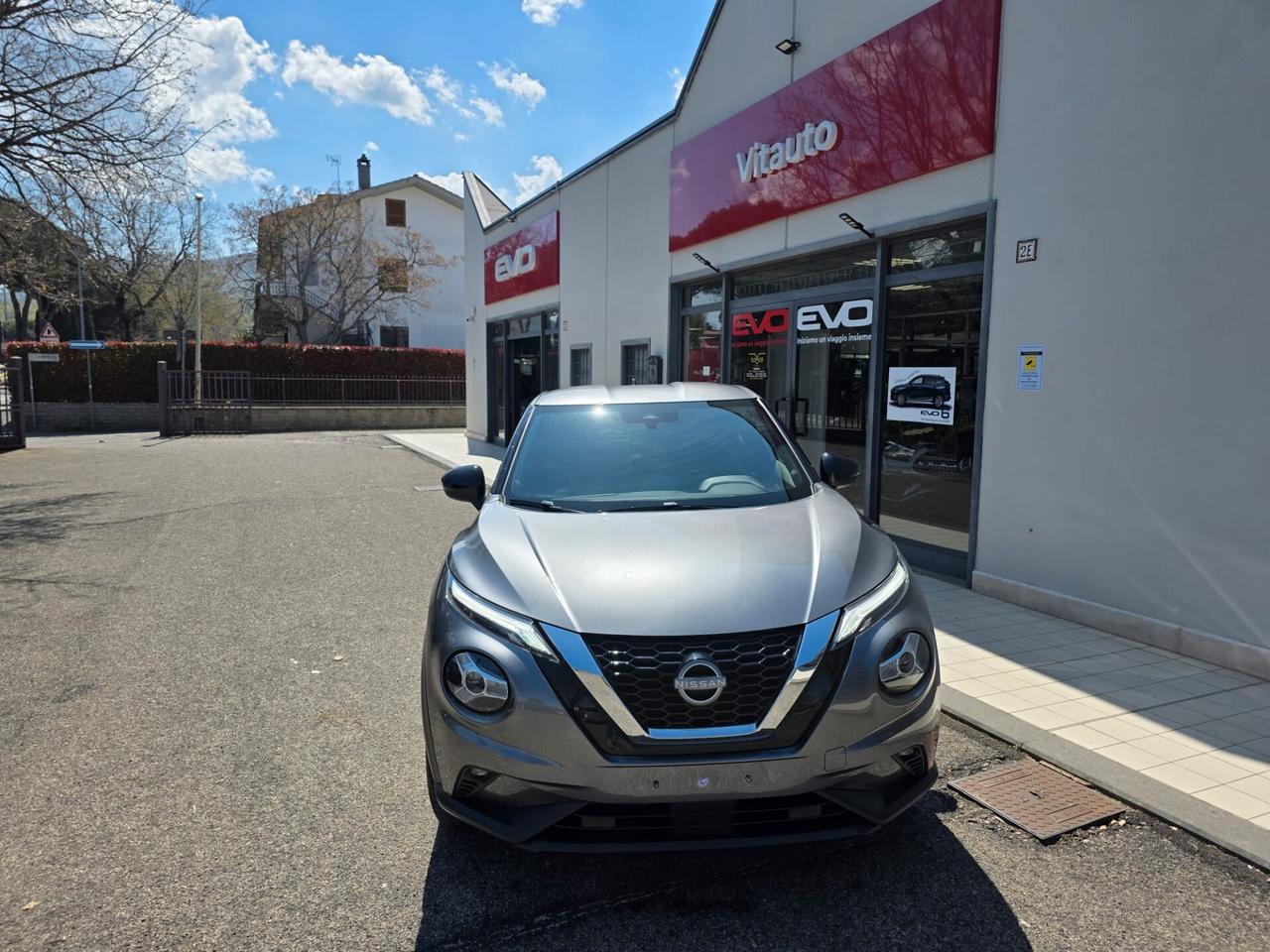 Nissan Juke 1.0 DIG-T 114 CV N-Connecta