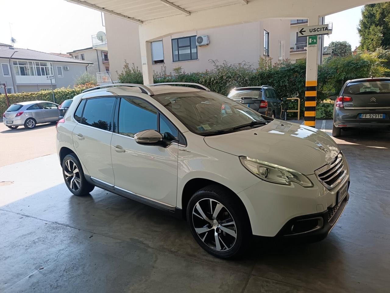 Peugeot 2008 1.6 VTi 120CV Allure 2014