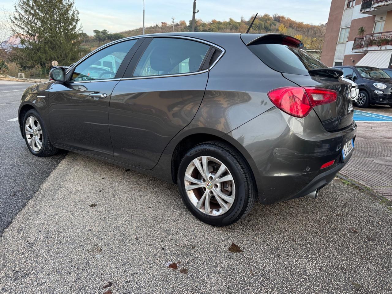 Alfa Romeo Giulietta 1.6 JTDm-2 105 CV Progression