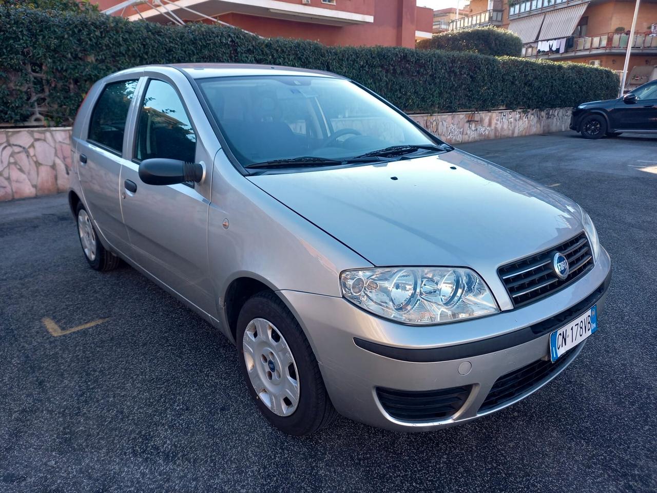 Fiat Punto 1.2 FIRE 52.000KM ORIGINALI