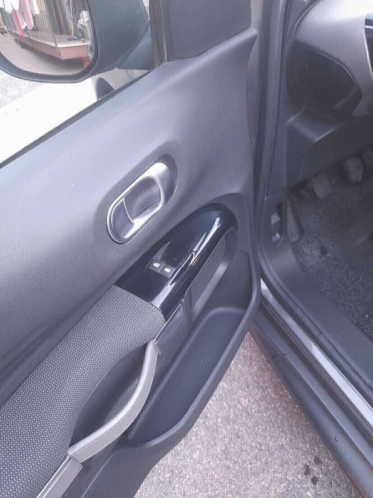 Citroen C4 Cactus PureTech 82 Shine