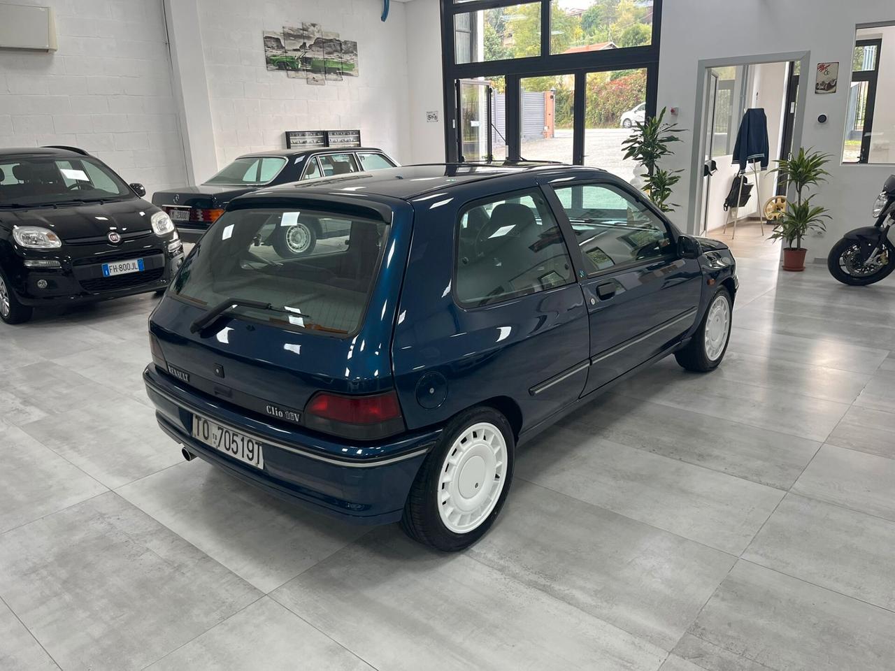 Renault Clio 3p 1.8 16v cat.