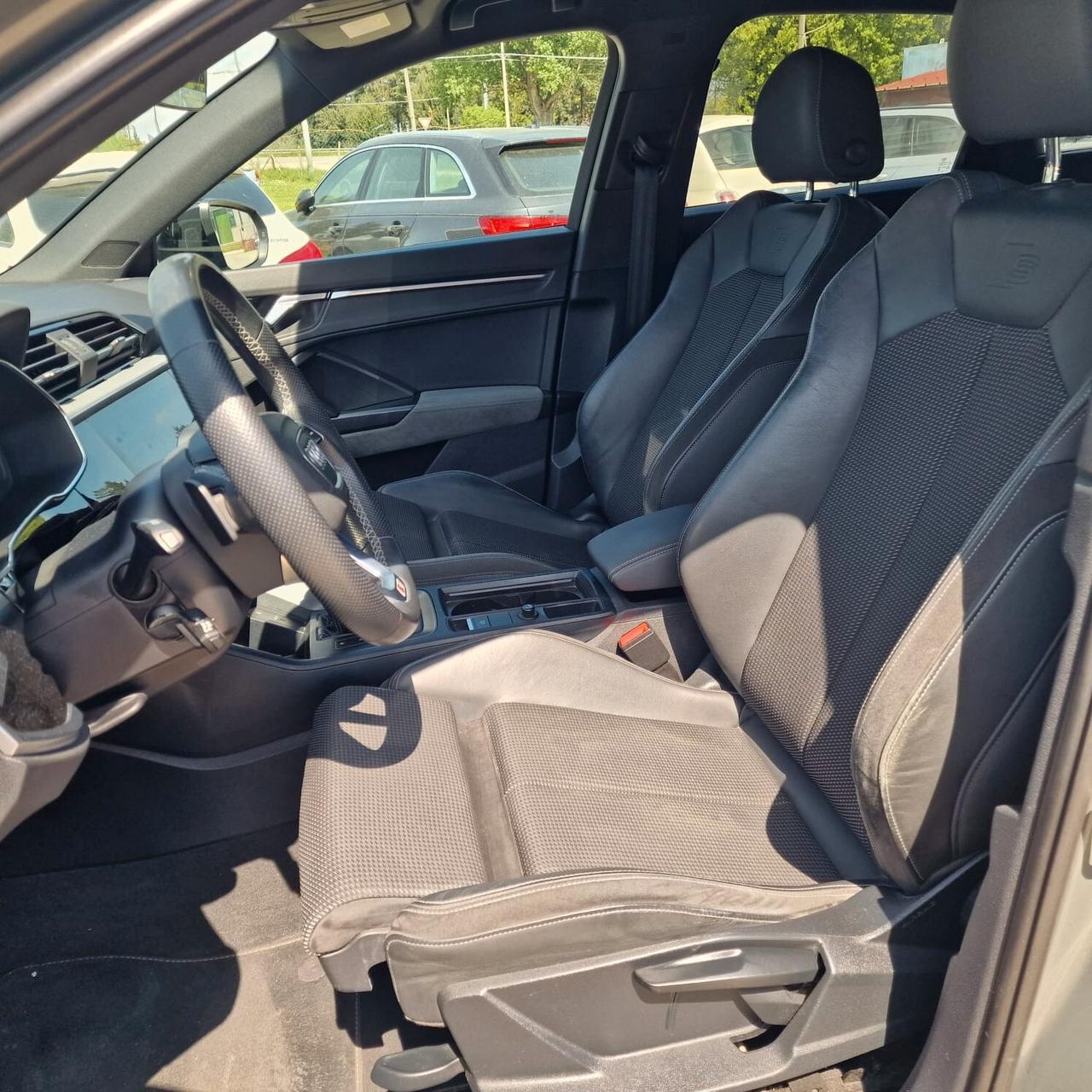 Audi Q3 SPB 35 TDI quattro S tronic line edition impeccabile UNICO PROPRIETARIO