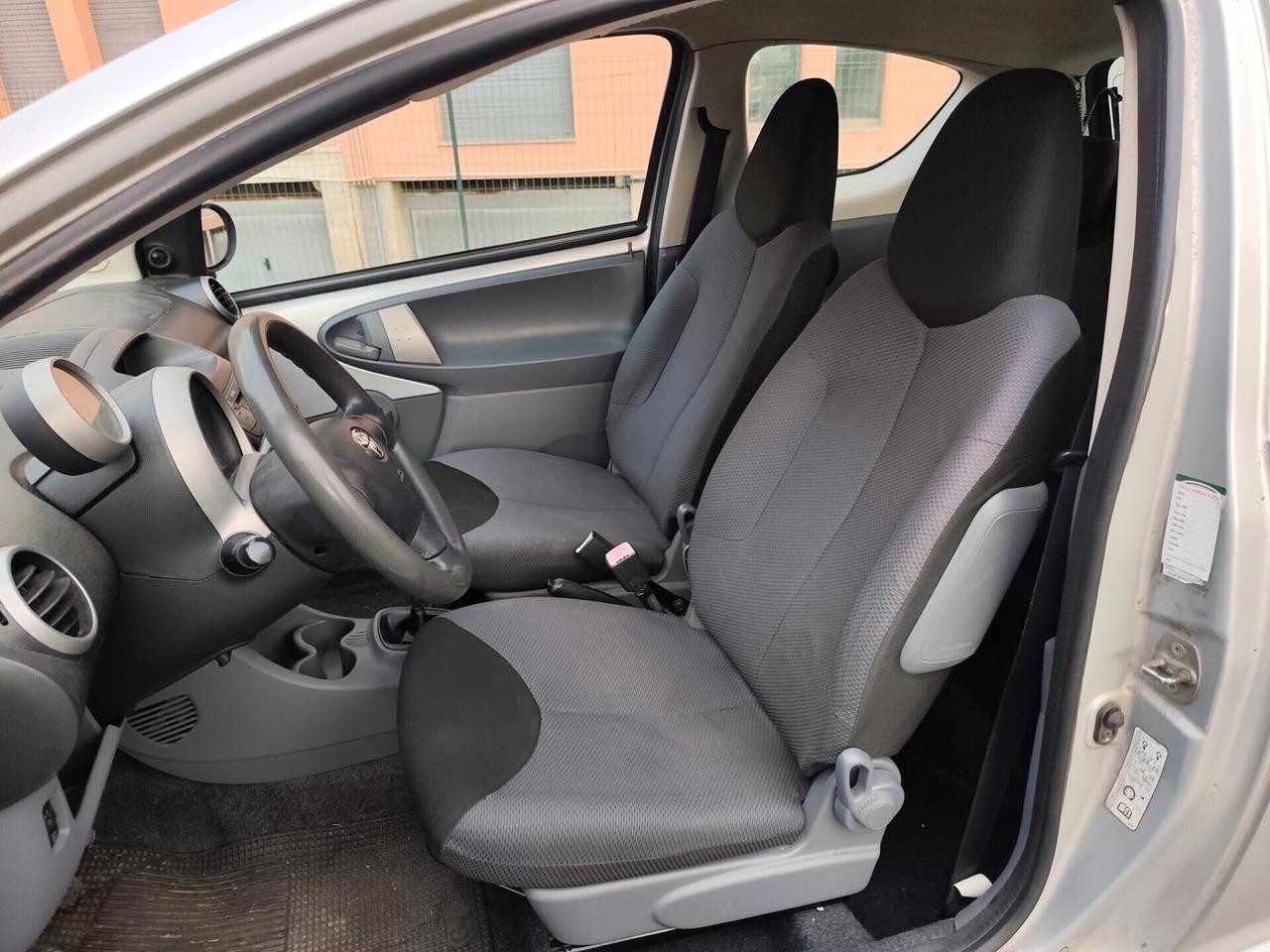 Toyota Aygo 1.0 Benz euro 4 neopatentati
