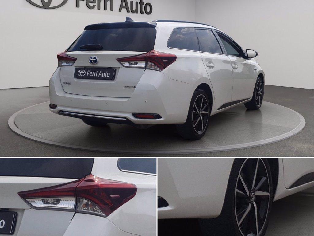 TOYOTA Auris touring sports 1.8h black edition cvt del 2017