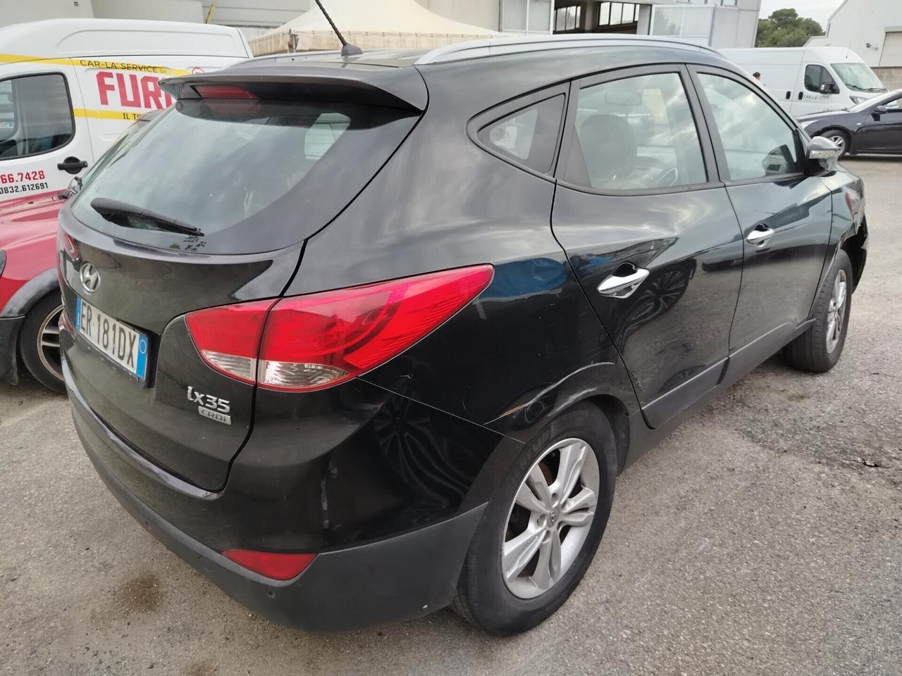 Hyundai iX35 1.7 danneggiata