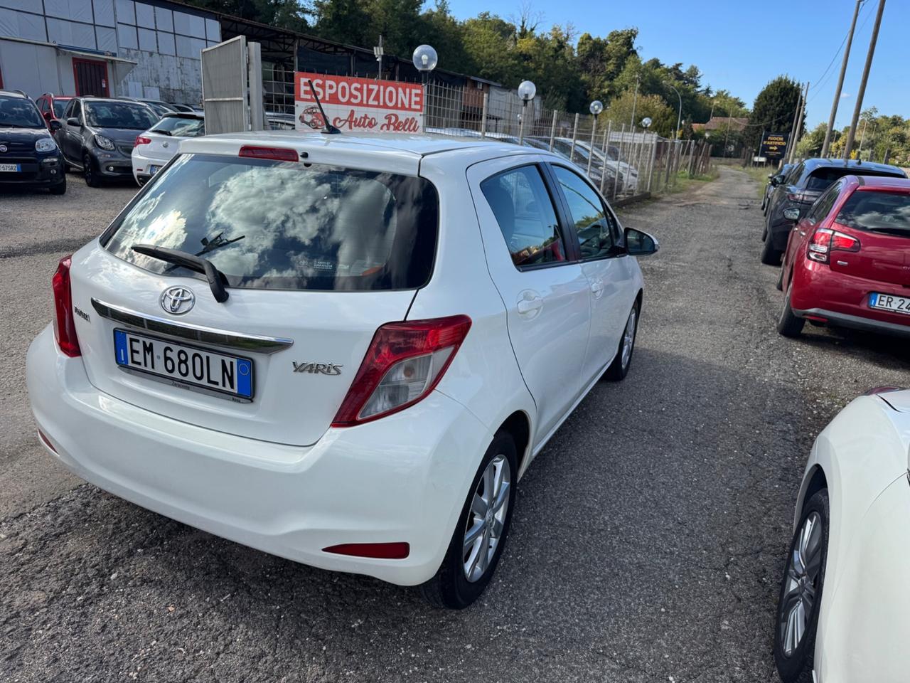 Toyota Yaris 1.3 5 porte Lounge NEOPATENTATI
