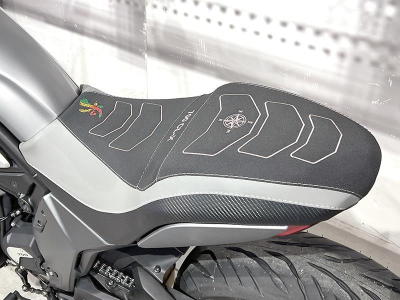 CFMoto 700 CL-X Heritage