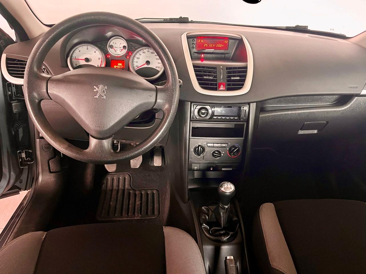 Peugeot 207 1.6 HDi 90CV 3p. XS