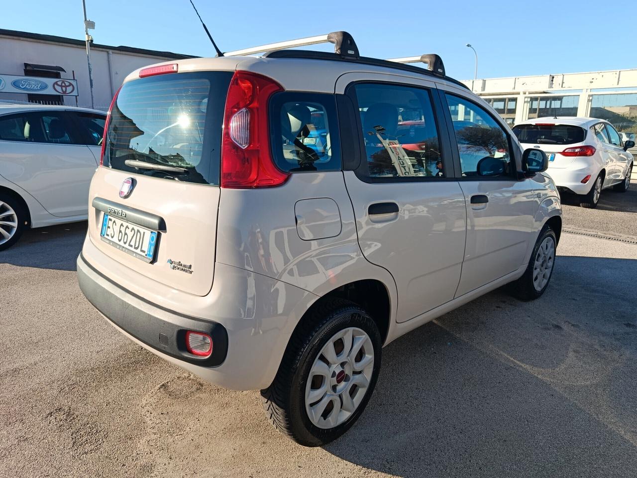Fiat Panda 0.9 TwinAir Natural Power Lounge
