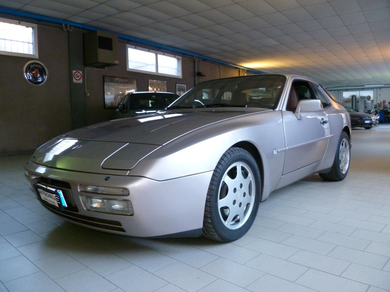 Porsche 944 TURBO ( S ) 250cv COUPE' - Silver Rose