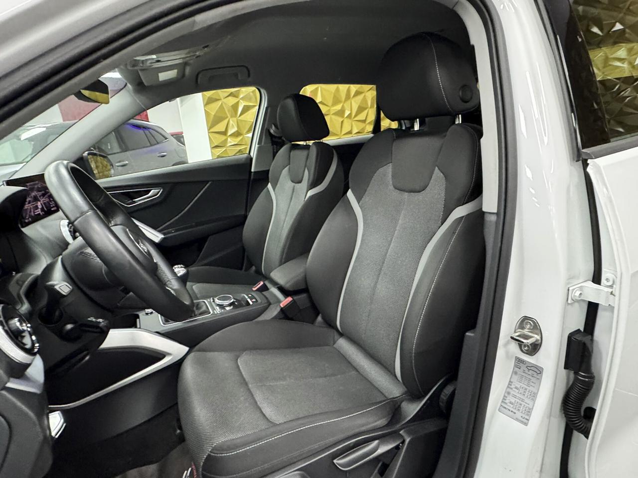 Audi Q2 30 TDI S line Edition