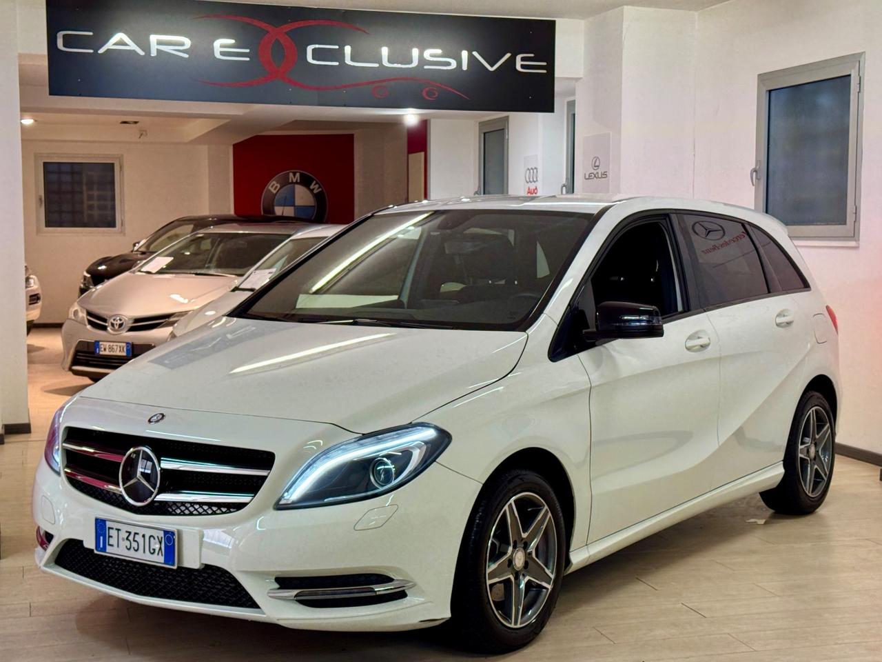 Mercedes-benz B 180 Premium Navi Camera Bluet Vetri Scuri Xeno Led Tagliandi MB