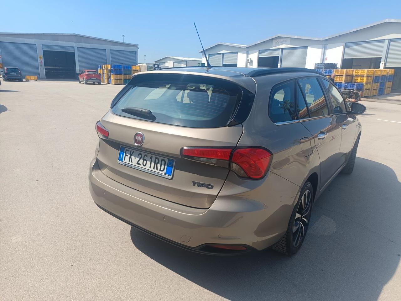 Fiat Tipo 1.6 Mjt S&S 5 porte Lounge