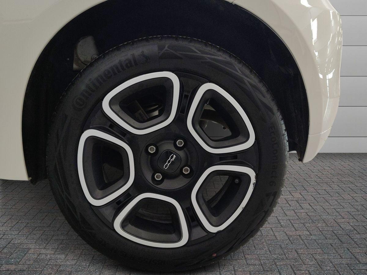 FIAT 500 (2015--->) - 500 (2015-->) - 500 1.0 Hybrid Dolcevita