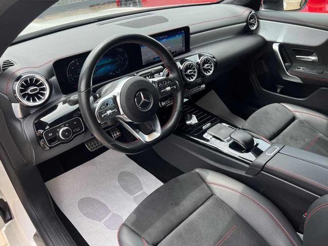 MERCEDES-BENZ CLA 200 d Auto Premium Tetto KmCertif.