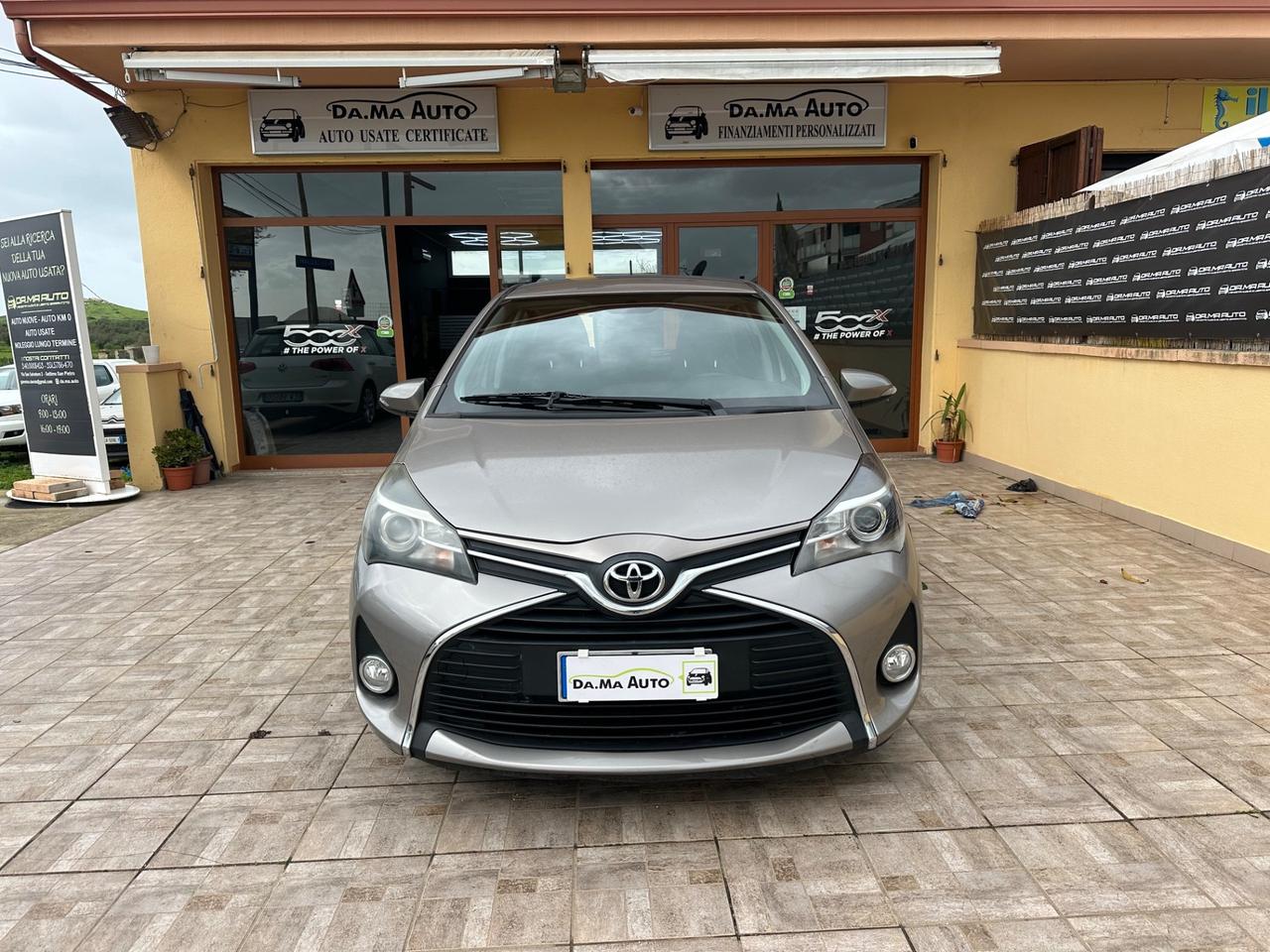 Toyota Yaris 1.0 5 porte Active 2015