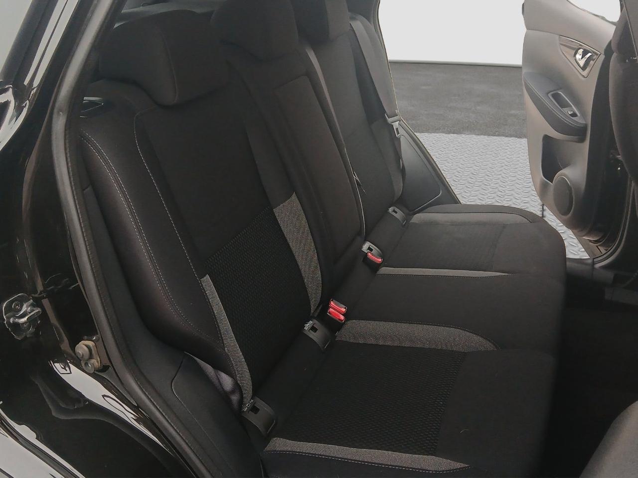 Nissan Qashqai 1.3 dig-t Business 140cv
