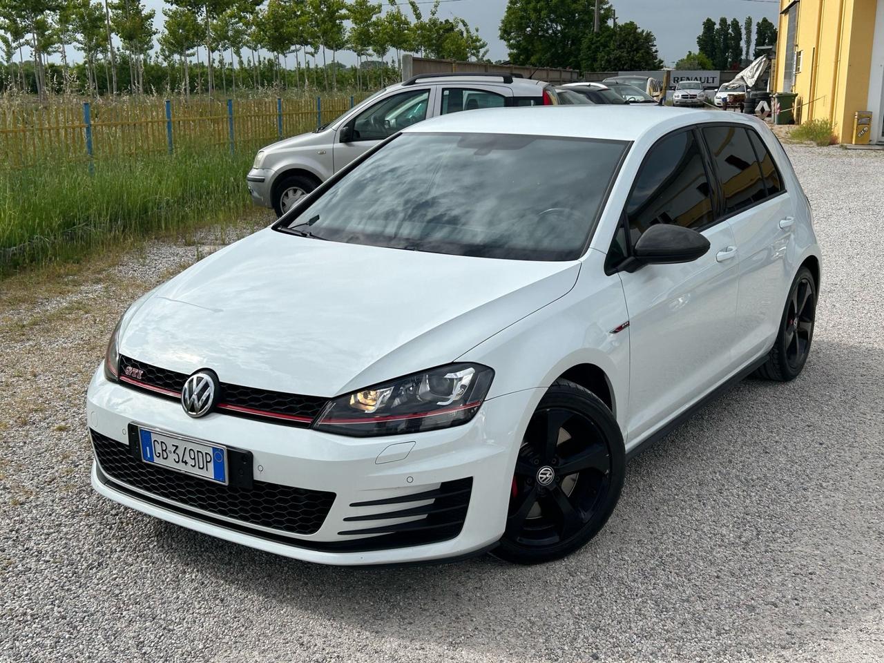 Volkswagen Golf GTI Performance 2.0 TSI 3p. BlueMotion Technology