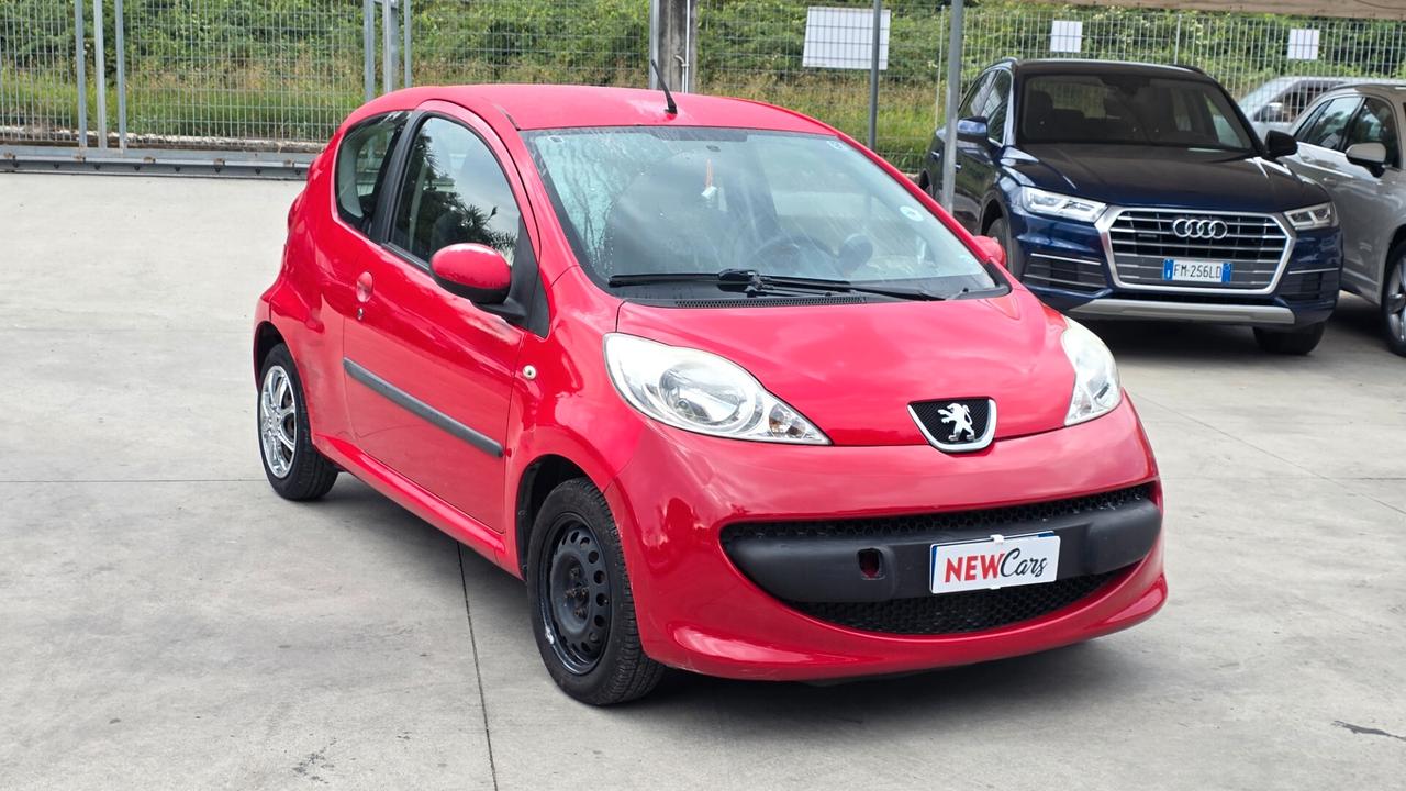Peugeot 107 1.0 68CV 3p. Sweet Years